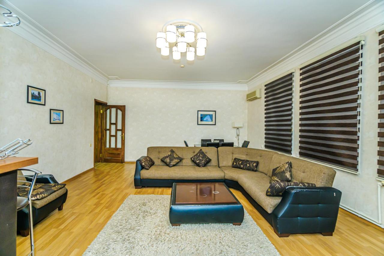 Modern Apartment Baku Luaran gambar