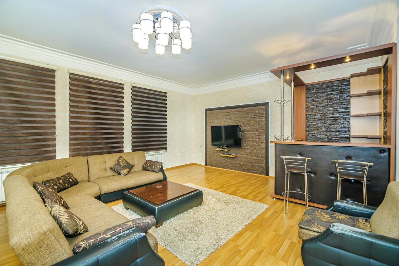 Modern Apartment Baku Luaran gambar